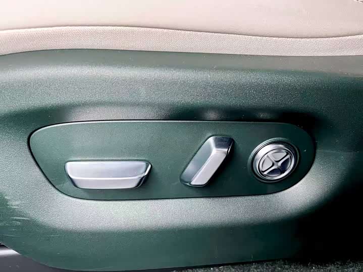 Фото 15 - Xiaomi YU7