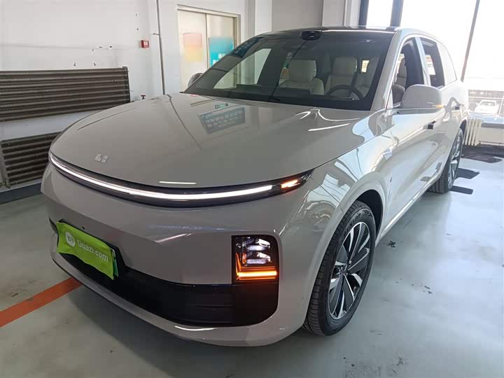 Фото 2 - LiXiang L6