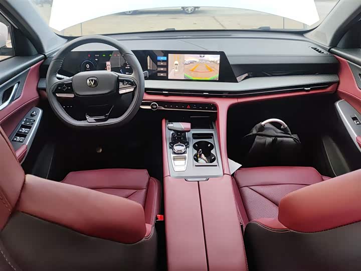 Фото 10 - Changan CS75 Plus