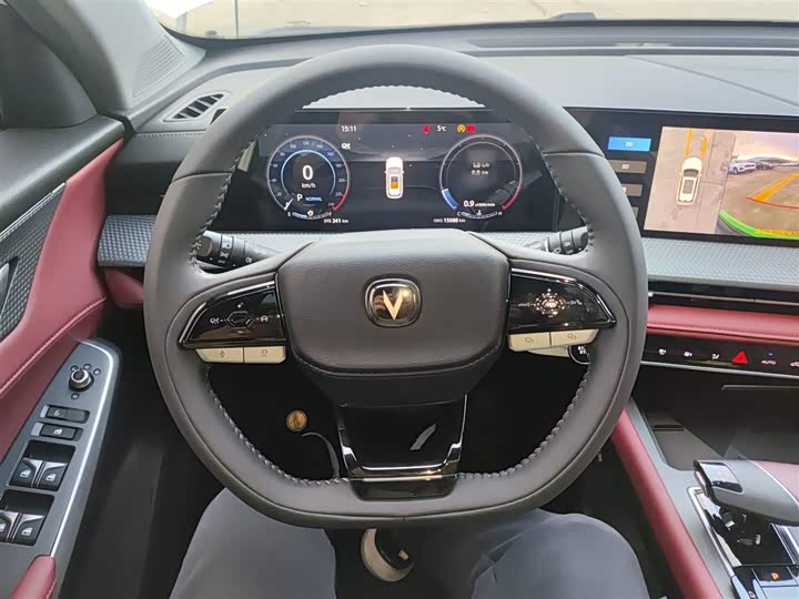 Фото 11 - Changan CS75 Plus