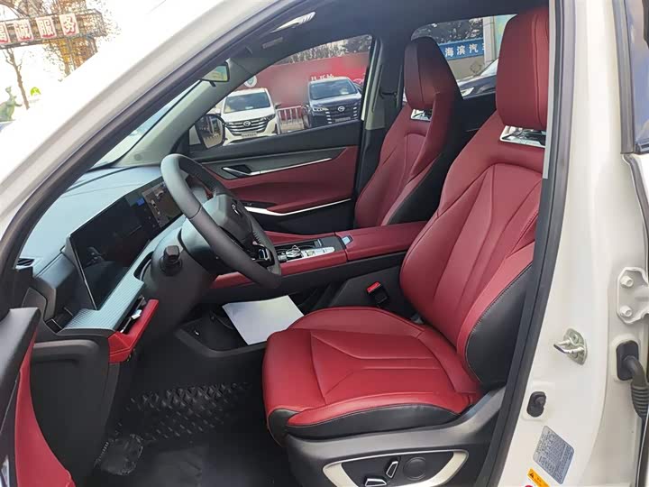 Фото 15 - Changan CS75 Plus