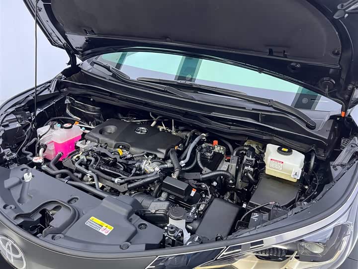 Фото 28 - Toyota Granvia