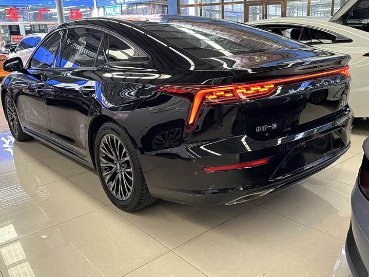 Фото 4 - Bestune B70