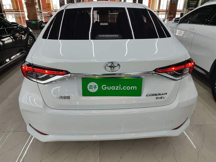 Фото 6 - Toyota Corolla