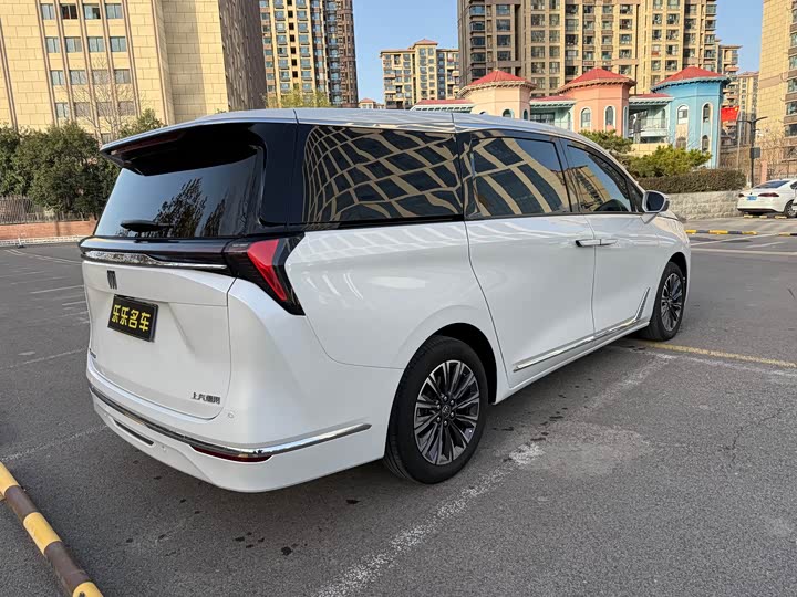 Фото 6 - Buick GL8 ES