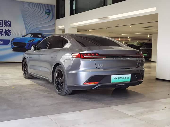 Фото 6 - BYD Han