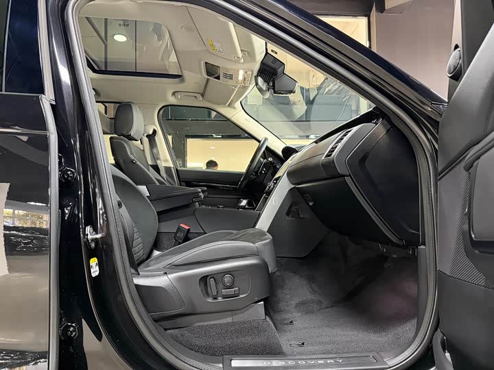 Фото 9 - Land Rover Discovery