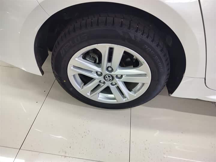 Фото 26 - Toyota Levin