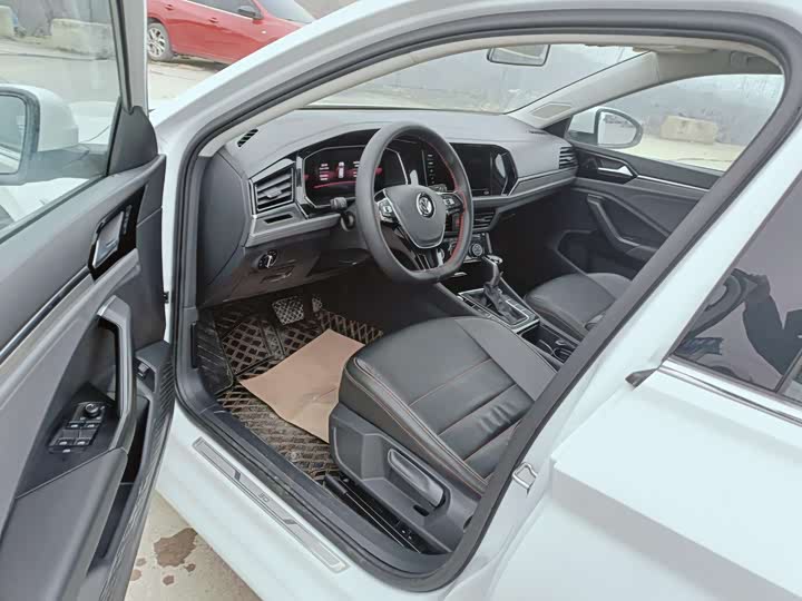 Фото 4 - Volkswagen Sagitar L