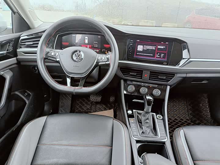 Фото 8 - Volkswagen Sagitar L
