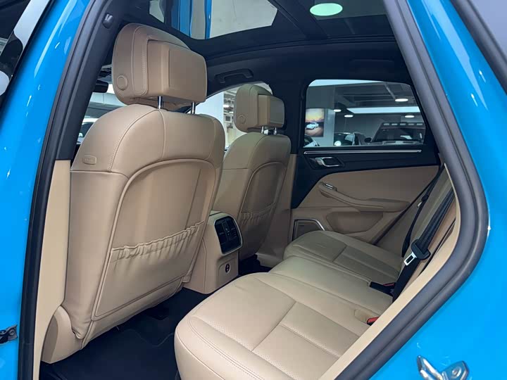 Фото 14 - Porsche Macan