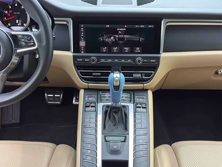 Фото 17 - Porsche Macan