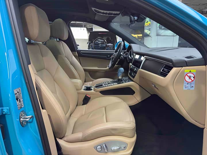 Фото 20 - Porsche Macan