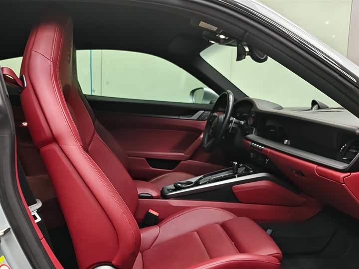 Фото 3 - Porsche 911