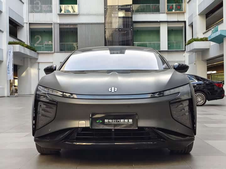 Фото 2 - HiPhi X