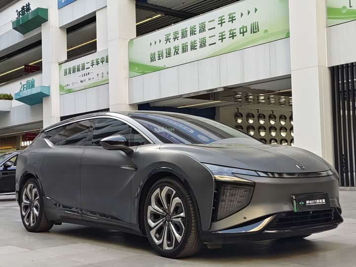 Фото 3 - HiPhi X