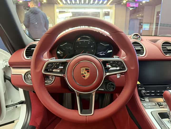 Фото 2 - Porsche 718