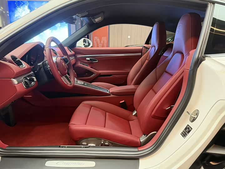 Фото 3 - Porsche 718