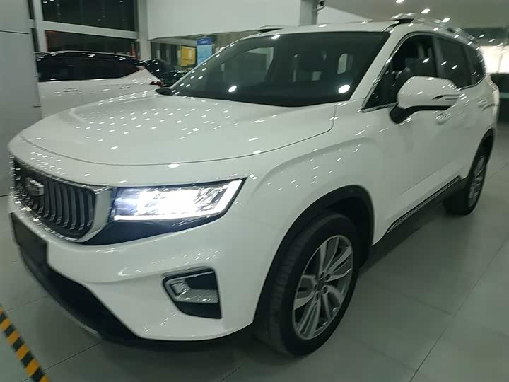 Фото 1 - Geely Okavango