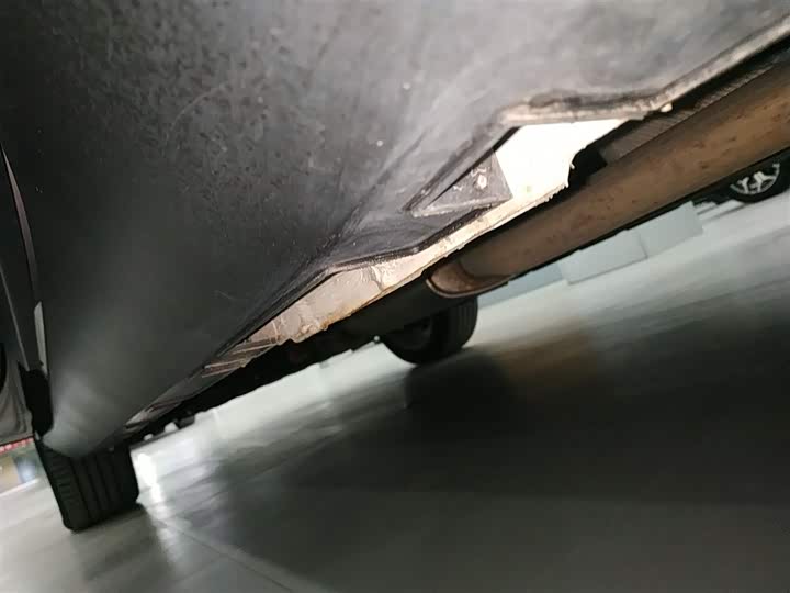 Фото 22 - Geely Okavango