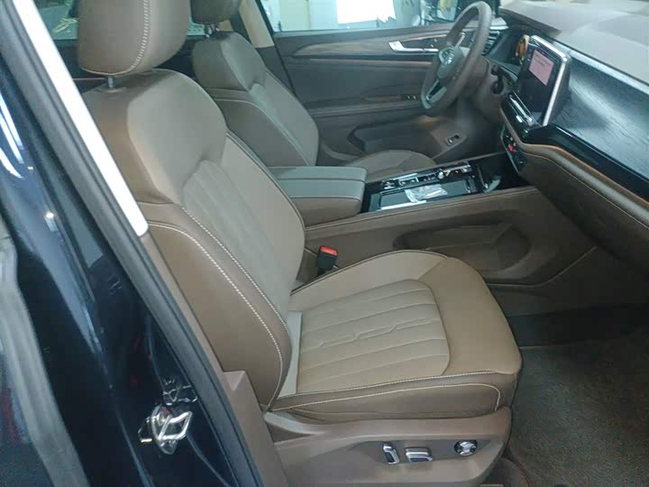 Фото 25 - Volkswagen Viloran