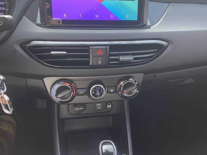 Фото 11 - Hyundai Celesta