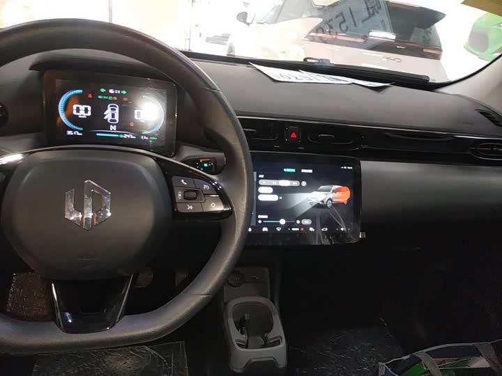 Фото 14 - Leapmotor T03