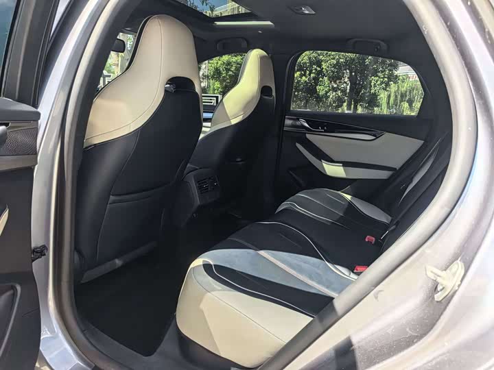 Фото 12 - BYD Qin Plus