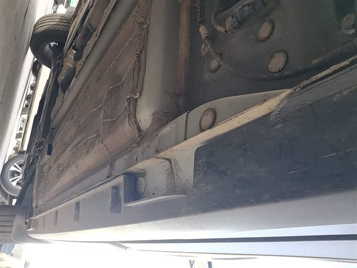 Фото 22 - Dongfeng Forthing T5