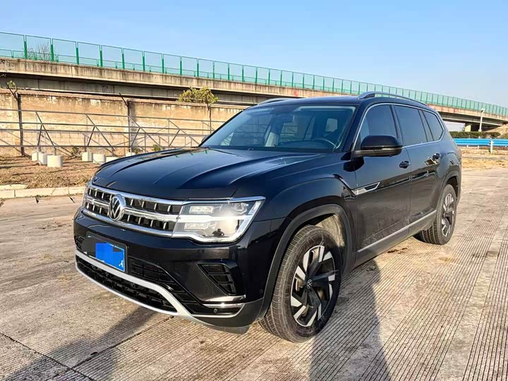 Фото 1 - Volkswagen Teramont Pro