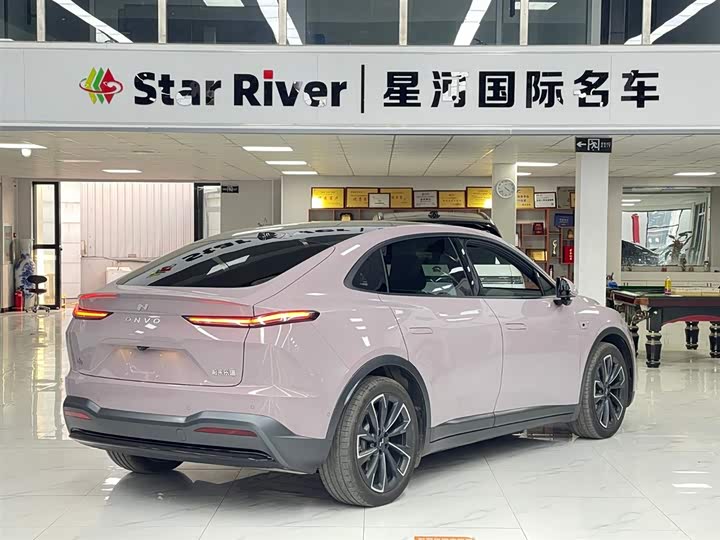 Фото 10 - Nio Onvo L60