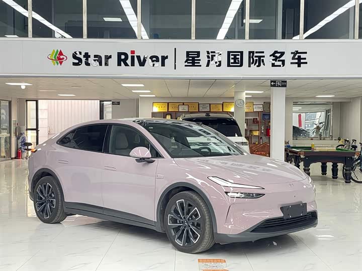 Фото 13 - Nio Onvo L60