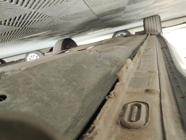 Фото 22 - Volkswagen Tiguan L Hybrid