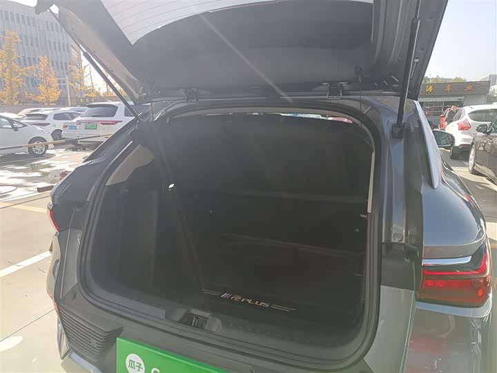 Фото 19 - BYD Yuan Plus