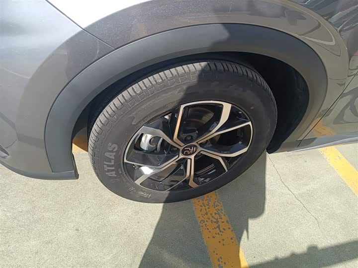 Фото 23 - BYD Yuan Plus