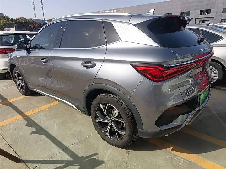 Фото 5 - BYD Yuan Plus