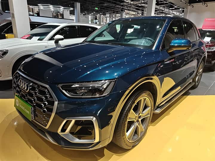 Фото 1 - Audi Q5L