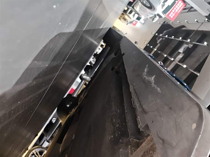 Фото 21 - Audi Q5L