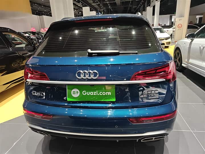 Фото 6 - Audi Q5L