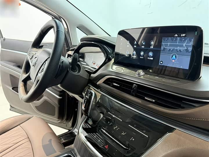 Фото 13 - Buick GL8 ES