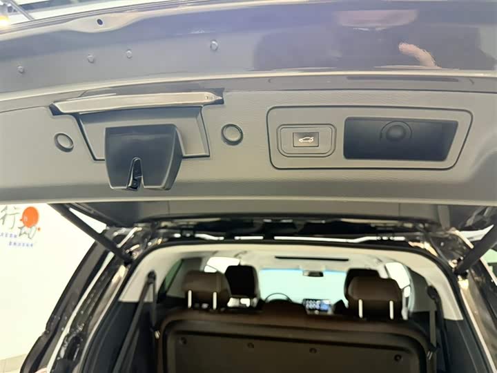 Фото 19 - Buick GL8 ES