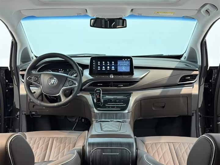 Фото 3 - Buick GL8 ES