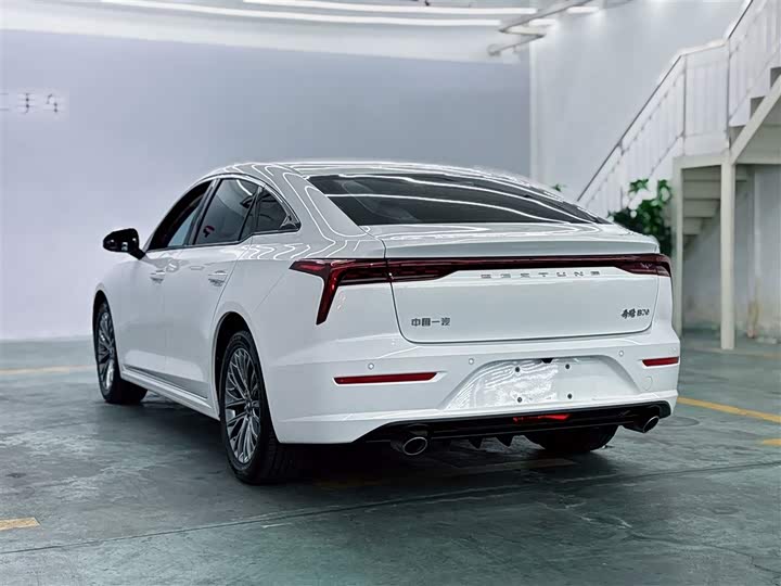 Фото 6 - Bestune B70