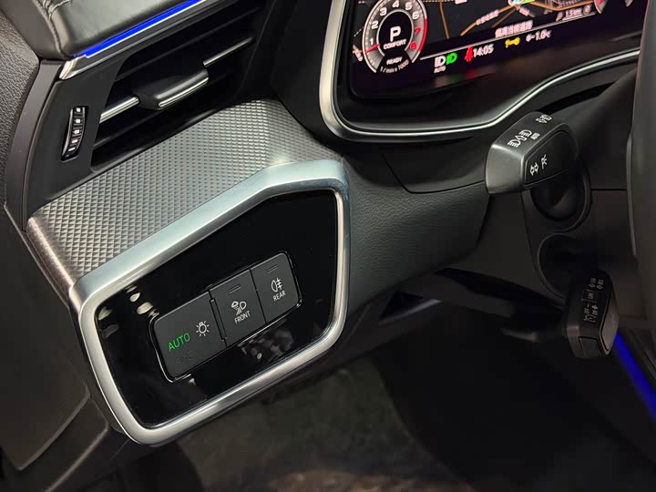 Фото 28 - Audi A6L