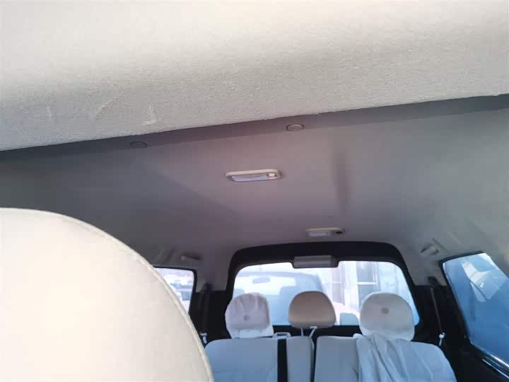 Фото 18 - Dongfeng Forthing Lingzhi M5