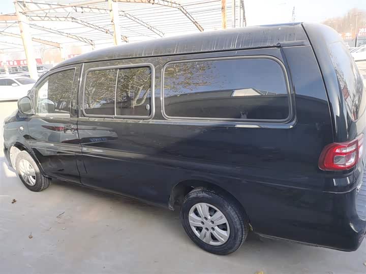 Фото 5 - Dongfeng Forthing Lingzhi M5