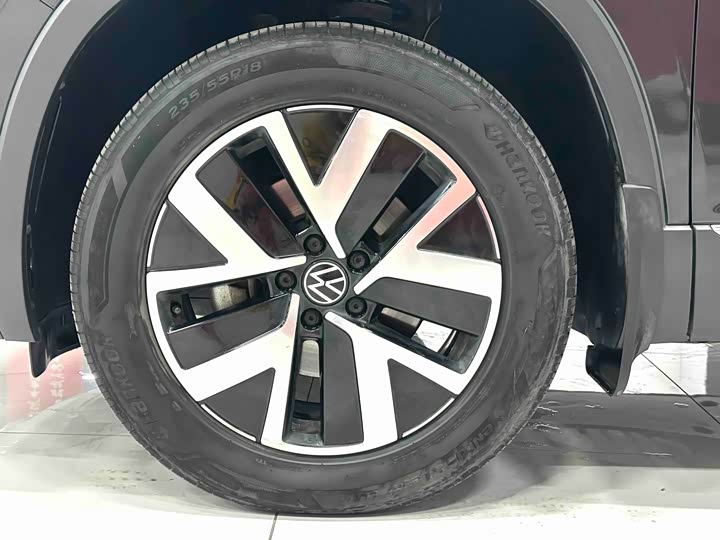 Фото 14 - Volkswagen Tayron