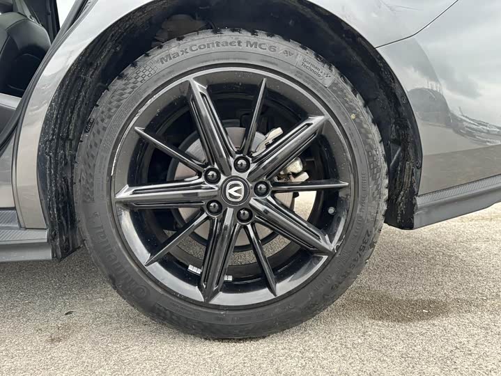 Фото 14 - Changan UNI-V