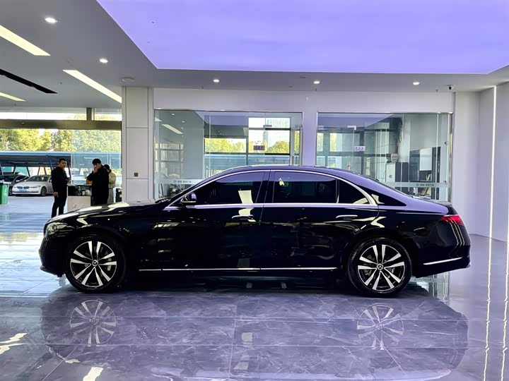 Фото 3 - Mercedes-Benz S-Class