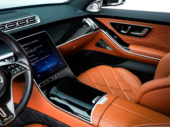 Фото 12 - Mercedes-Benz Maybach S-Class